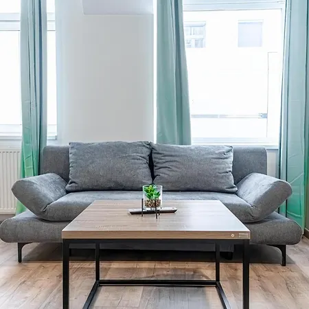 Westbahnhof - Kingbed Studio With Ensuite Washer Vienna Exterior photo