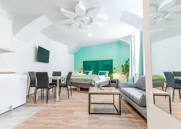 Westbahnhof - Kingbed Studio With Ensuite Washer