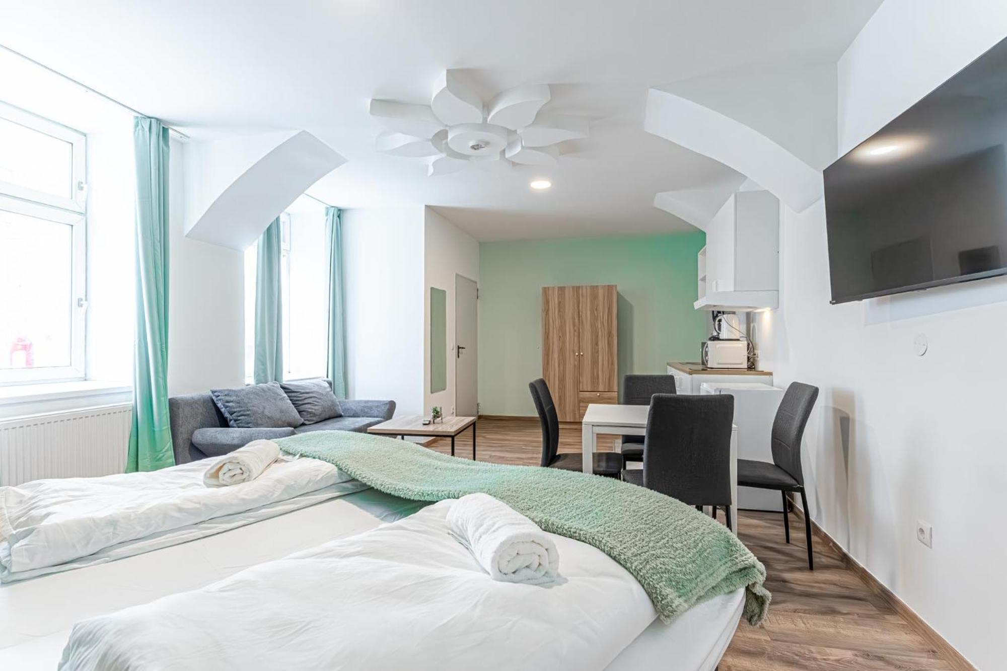 Westbahnhof - Kingbed With Ensuite Washer Apartment Vienna