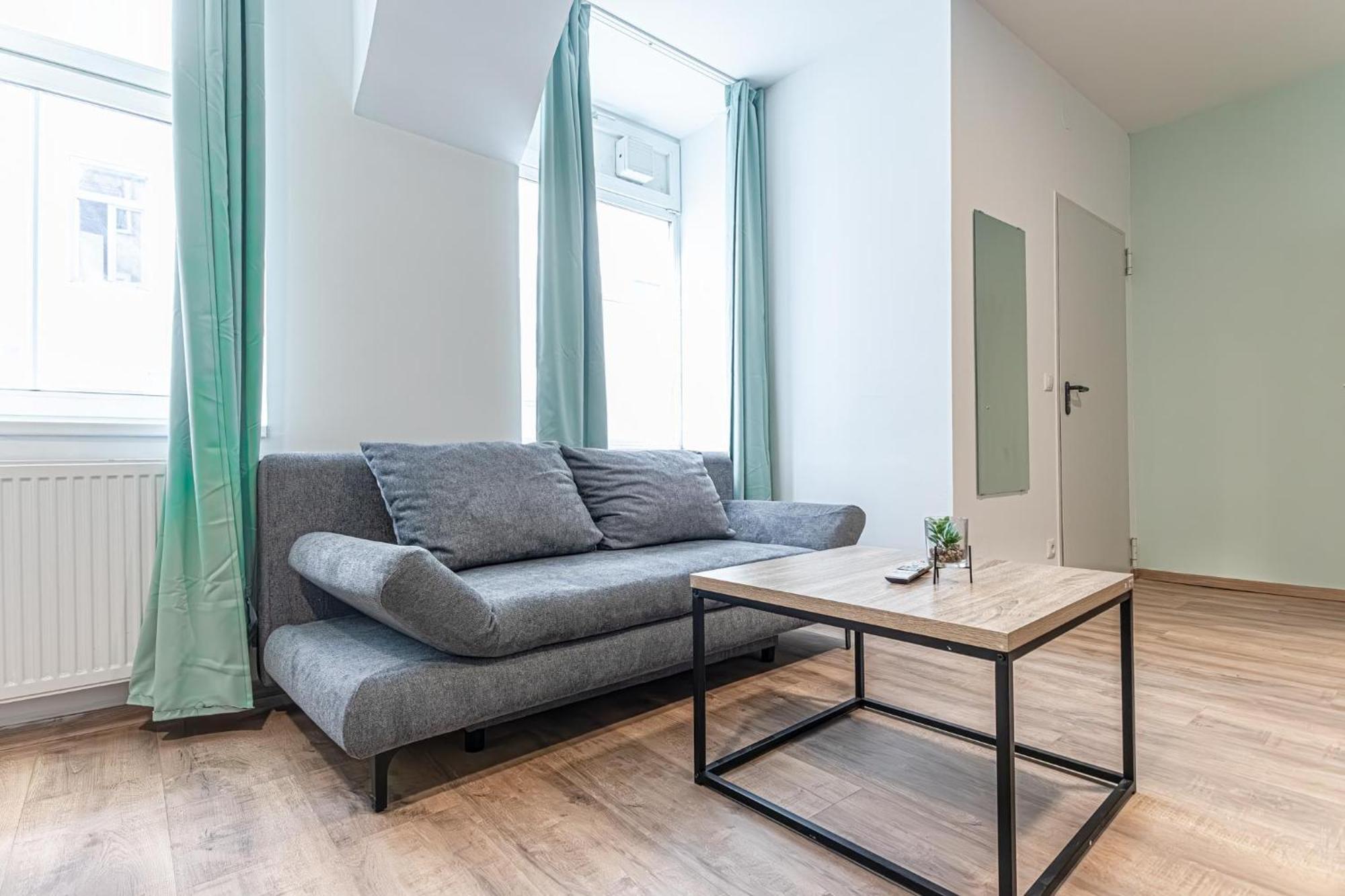 Westbahnhof - Kingbed With Ensuite Washer